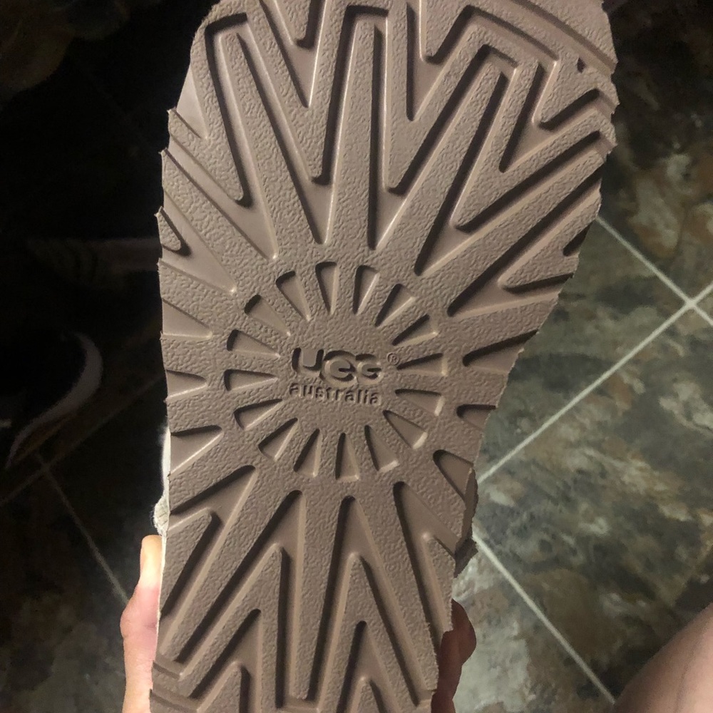 Boots - Picture 3 of 3